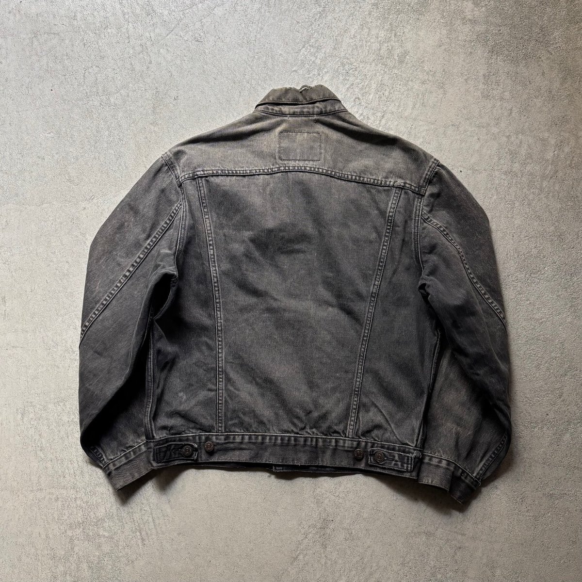 90s Levis 70503 black denim jacket | sui & shara