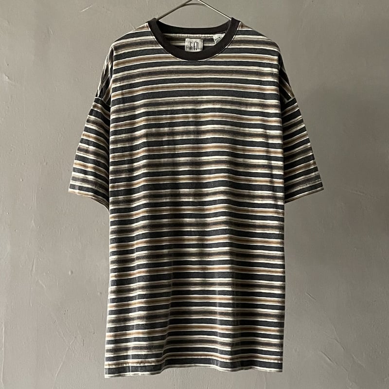 90s Gap border tee | sui & shara