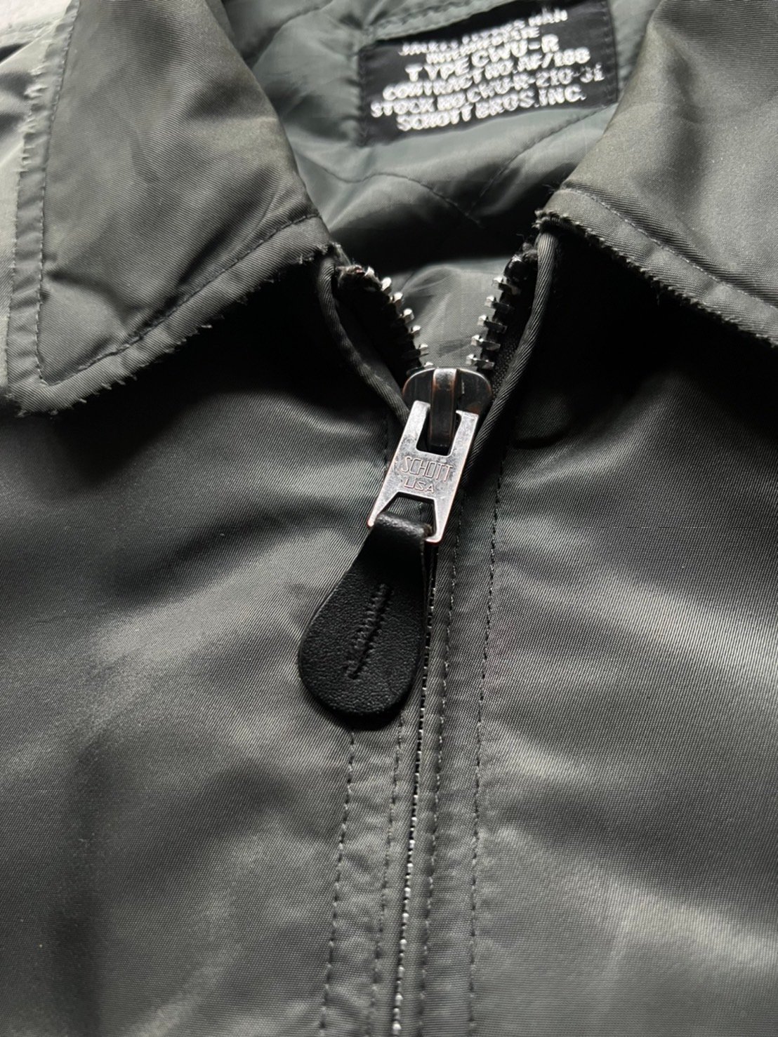 90s Schott CWU-R flight jacket | sui & shara 90s Schott CWU-R flight jacket | sui & shara