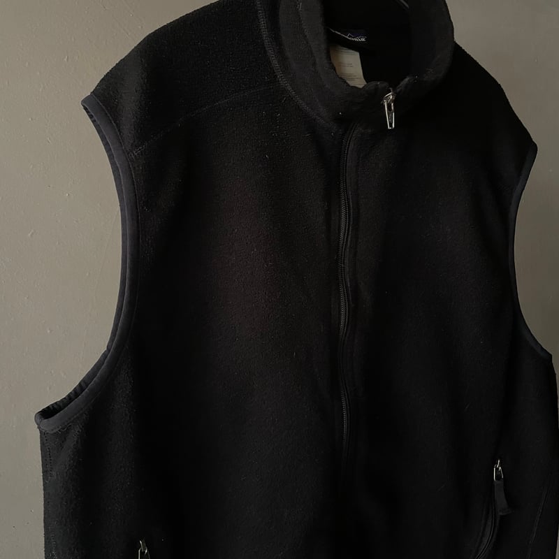 Patagonia synchilla vest ″Black″ | sui & shara