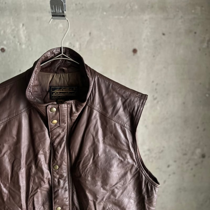 80s Eddie Bauer leather down vest | sui & shara 80s Eddie Bauer leather down vest | sui & shara