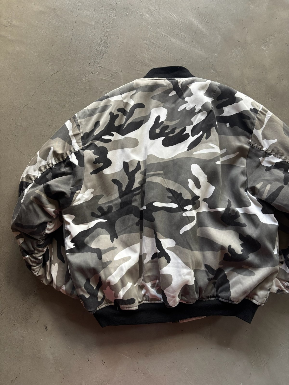 Pentagon trading corp camouflage ma-1 | sui & s