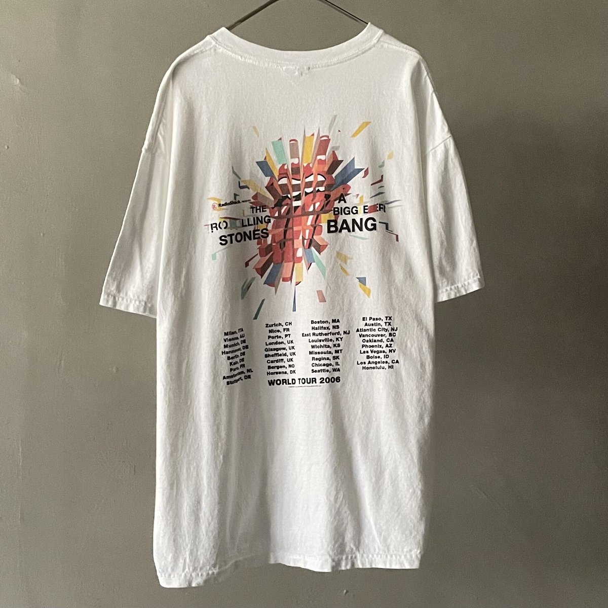 ローリングストーンズ★A Bigger Bangツアー★スタッフ？Tシャツ2枚 THE ROLLING STONES】 ローリングストーンズ A Bigger Bang