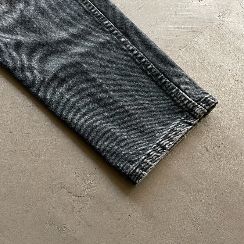 90s Levis 17550-0260 black denim | sui & shara