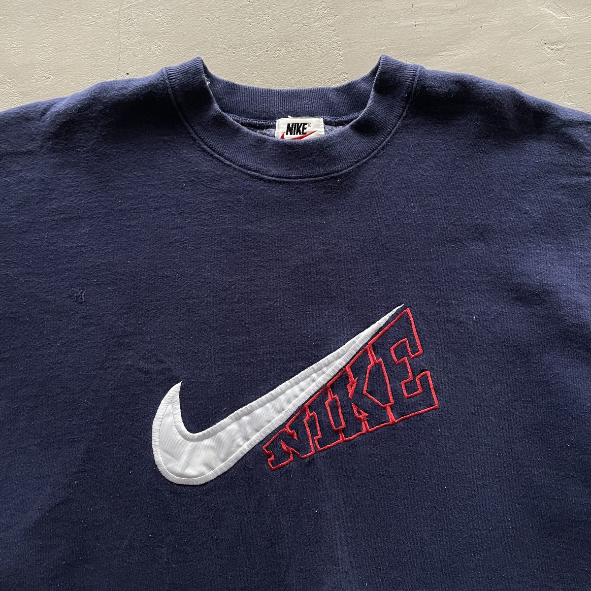 90s Nike ''bootleg'' sweat shirt | sui & shara