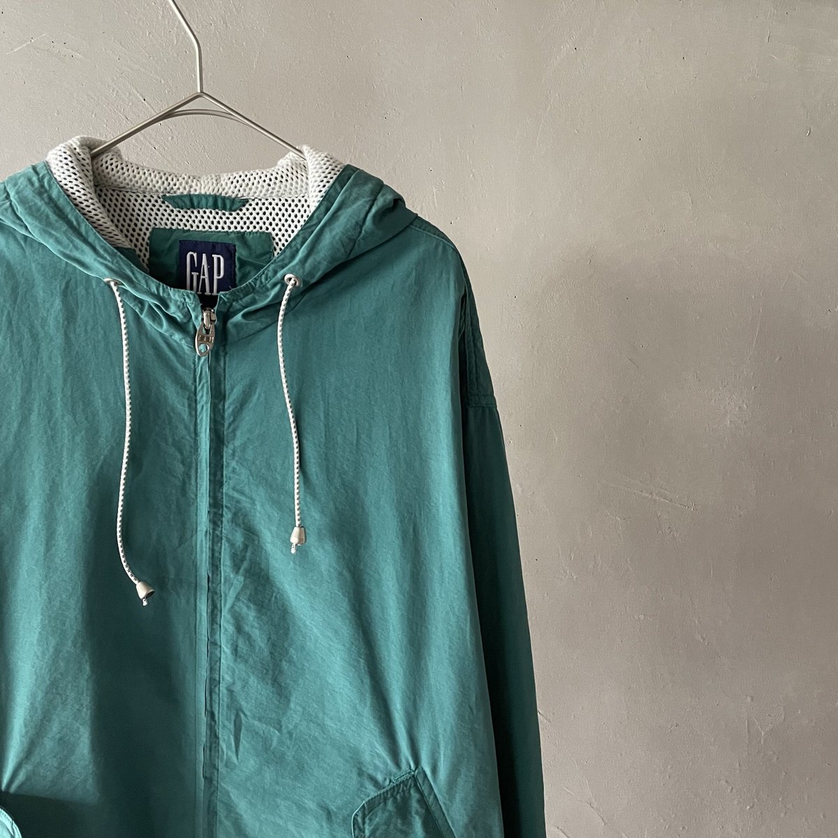 90s GAP cotton×nylon zip-up jacket | sui & shara 90s GAP cotton×nylon zip-up jacket | sui & shara