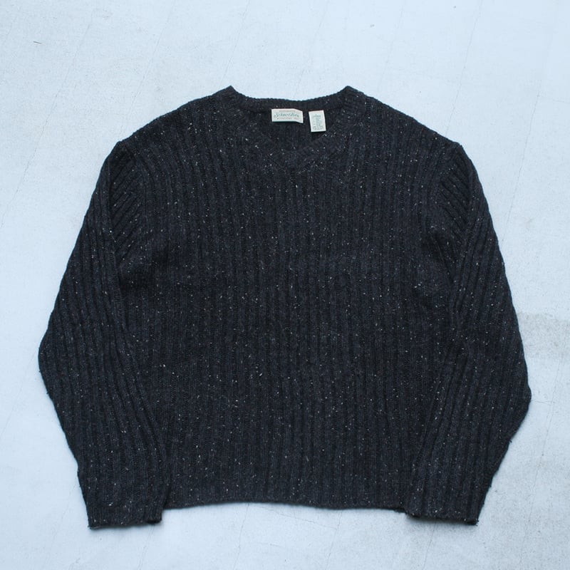 90s St.John's Bay nep design V-neck knit sweate