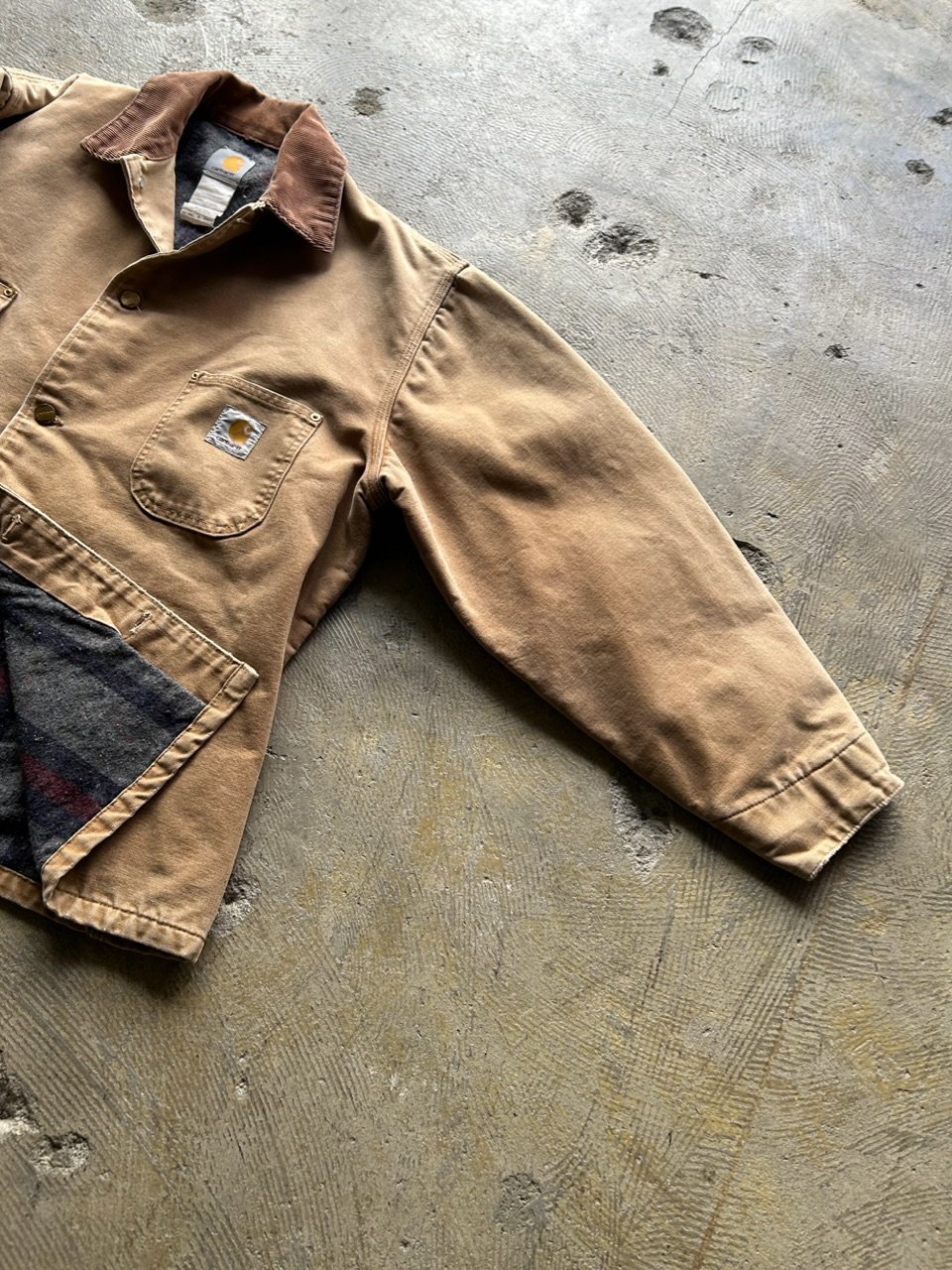 90s~ carhartt michigan chore coat | sui & shara