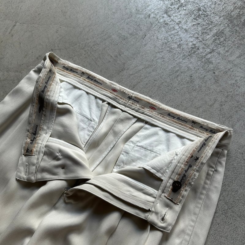 90s tommy bahama 2tuck silk slacks “white” | su