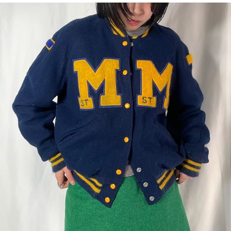 スタジャン | STORES