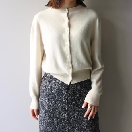 cashmere knit cardigan “White”