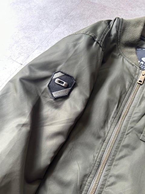 【新品未使用】OAKLEY オークリー MA-1 ノーカラー ナイロンブルゾン OAKLEY MA-1 type jacket
