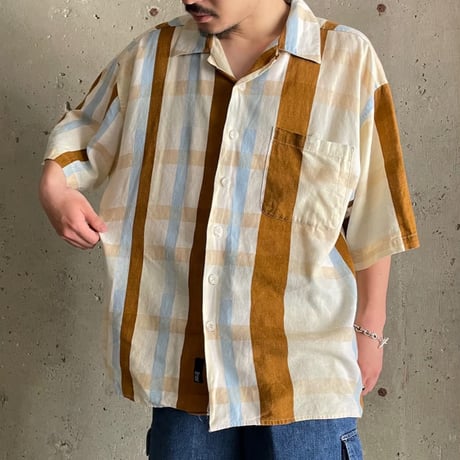 90’s Plaid pattern Linen/Rayon open collar shirt