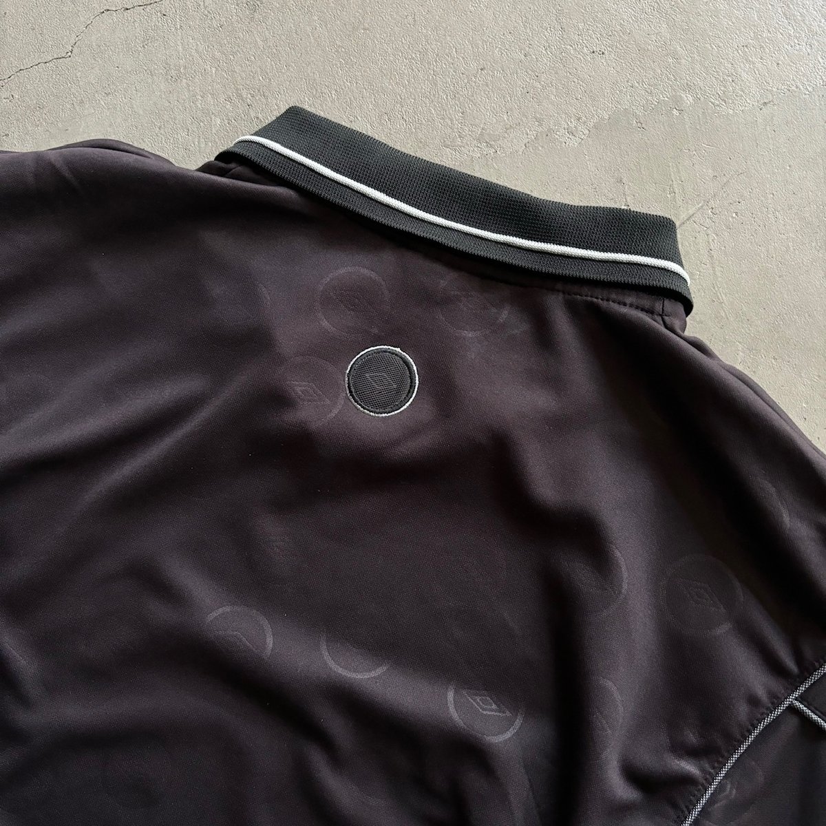 90 UMBRO　ゲームシャツ　キーパー　モノグラム　希少　ビッグサイズ USED】90'S OLD UMBRO BIG LOGO NYLON JACKET | KO