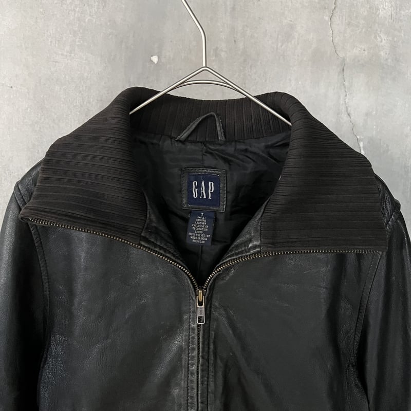 90s GAP high neck leather jacket | sui & shara 90s GAP high neck leather jacket | sui & shara