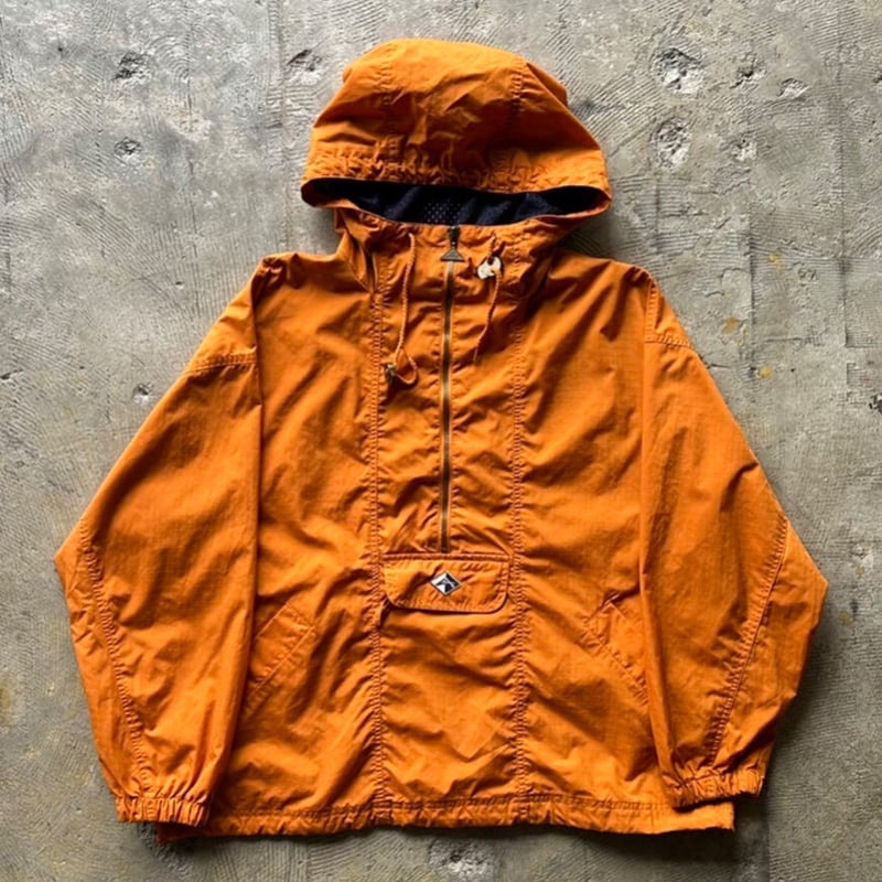 90s ACTRA nylon anorak parka | sui & shara 90s ACTRA nylon anorak parka | sui & shara