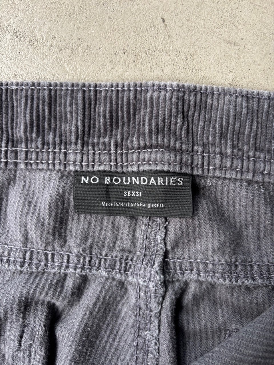 No boundaries ダブルニー　コーデュロイ　ペインター　36/31 fit=scale-down,w=1200