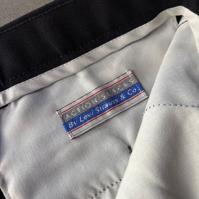 90s Levi's action slacks “Black” | sui & shara