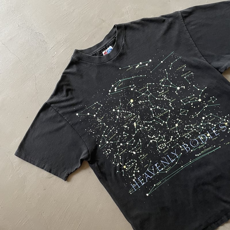 90s Heavenly bodies print tee | sui & shara