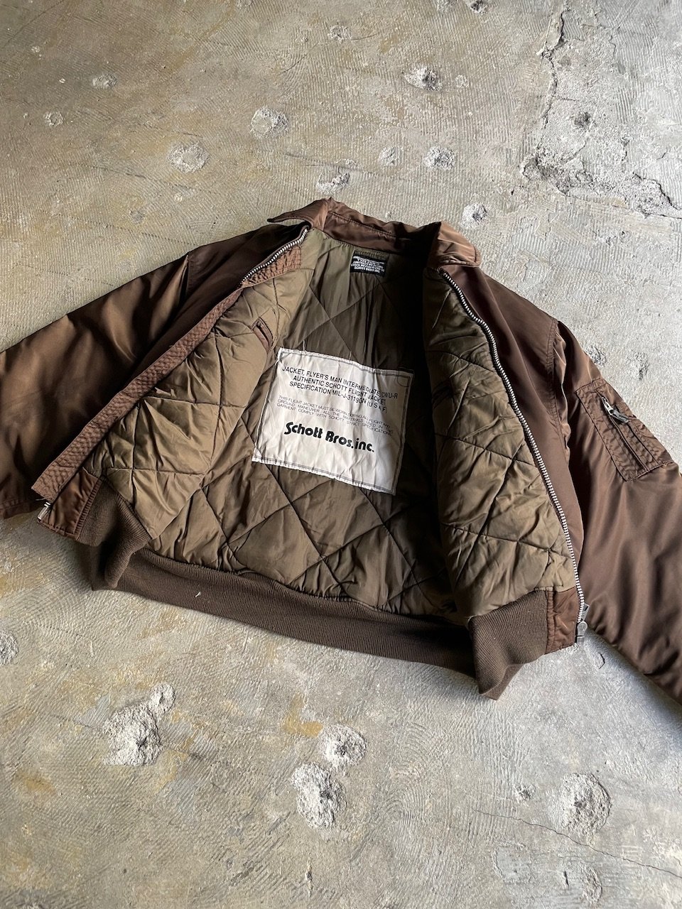 90s schott CWU-R flight jacket | sui & shara 90s schott CWU-R flight jacket | sui & shara