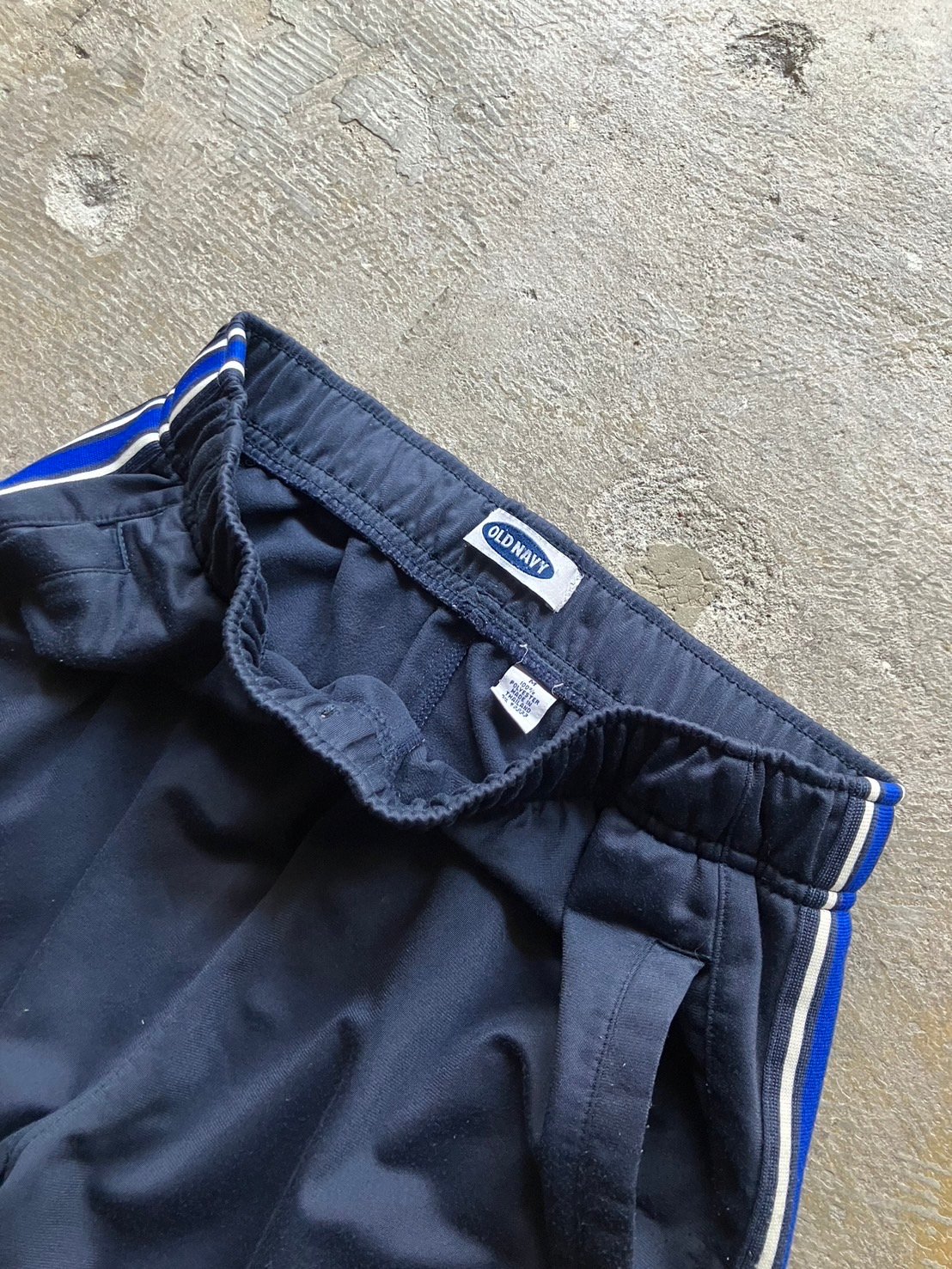 【関税込み】VAQUERA ネイビー Snap トラックパンツ 90's old navy side line track pants | sui & shara