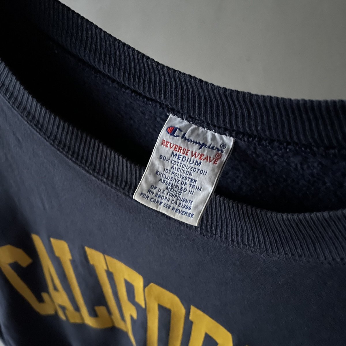 90s Champion reverse weave ''California'' init 90s Champion reverse weave ''California'' init