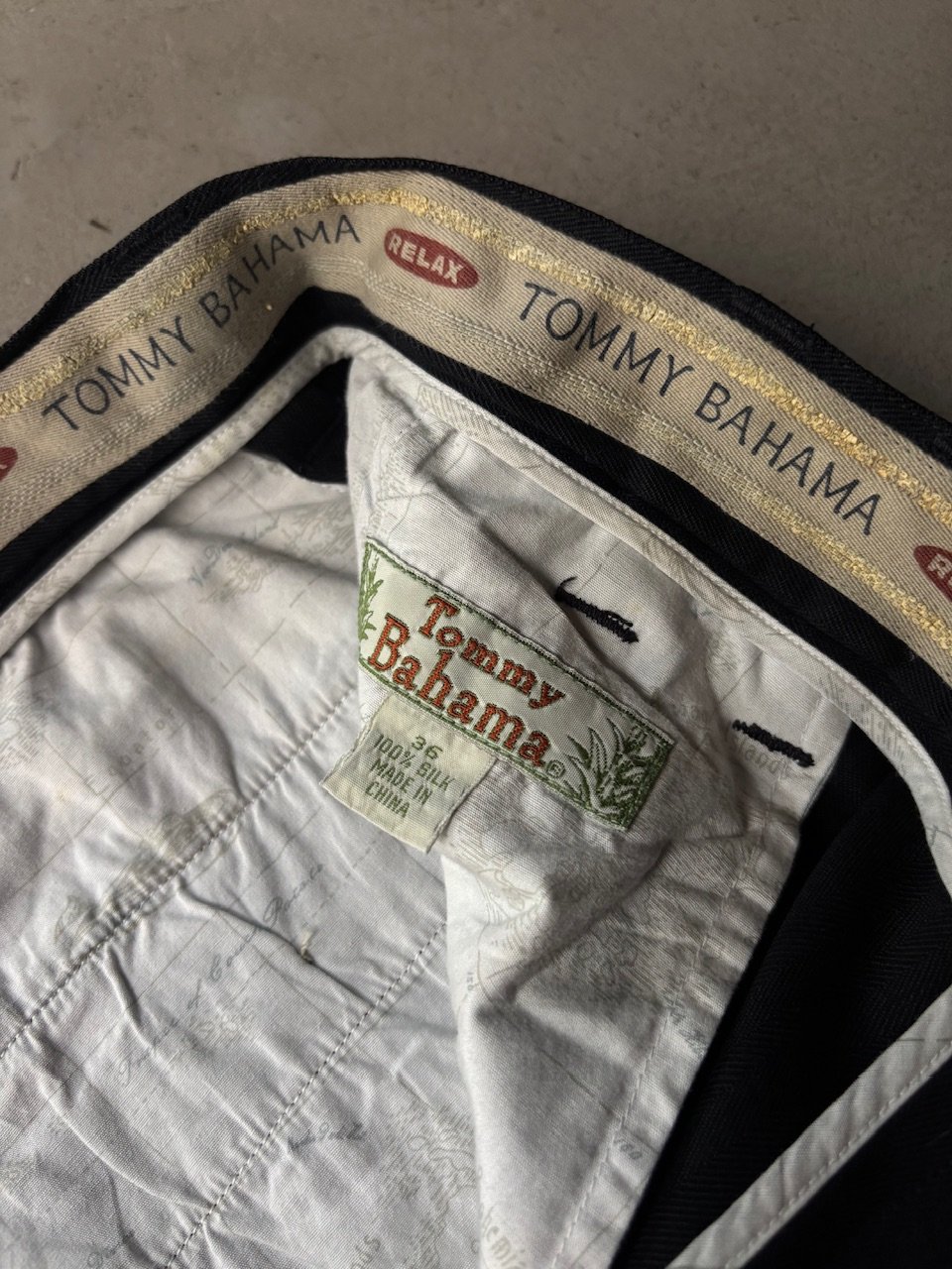 90s~ Tommy bahama silk slacks “Black” | sui & s