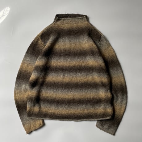 グラデーションニット | STORES