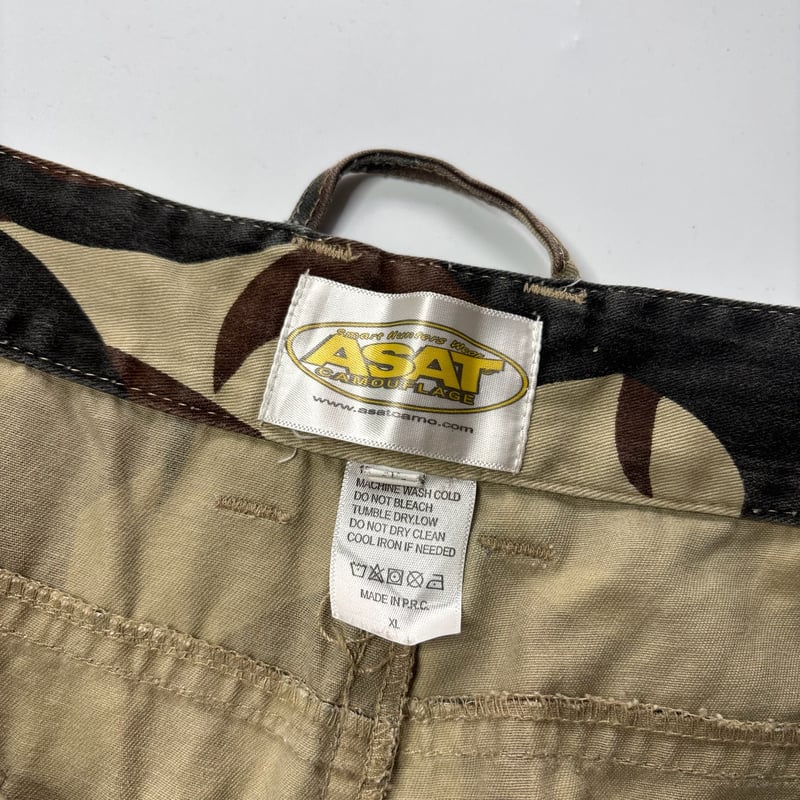 90's ASAT tribal camouflage cargo pants | sui &