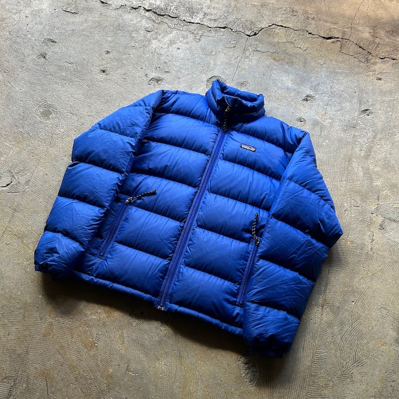 00's Patagonia packable down jacket | sui & shara 00's Patagonia packable down jacket | sui & shara