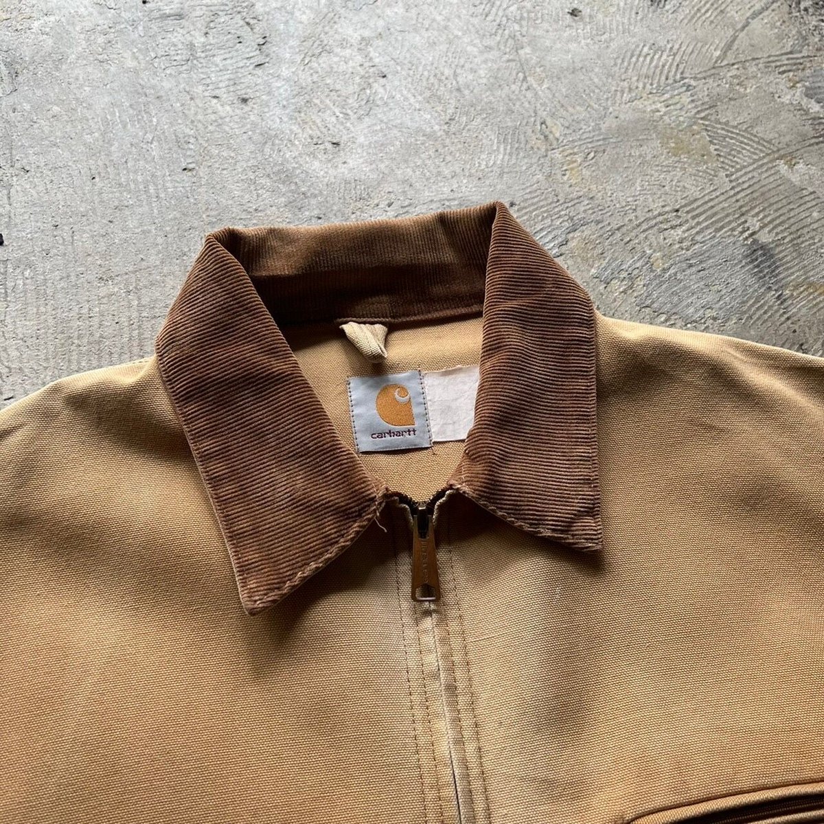 80s Carhartt detroit jacket | sui & shara 80s Carhartt detroit jacket | sui & shara