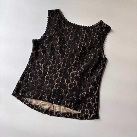 Design lace tank top