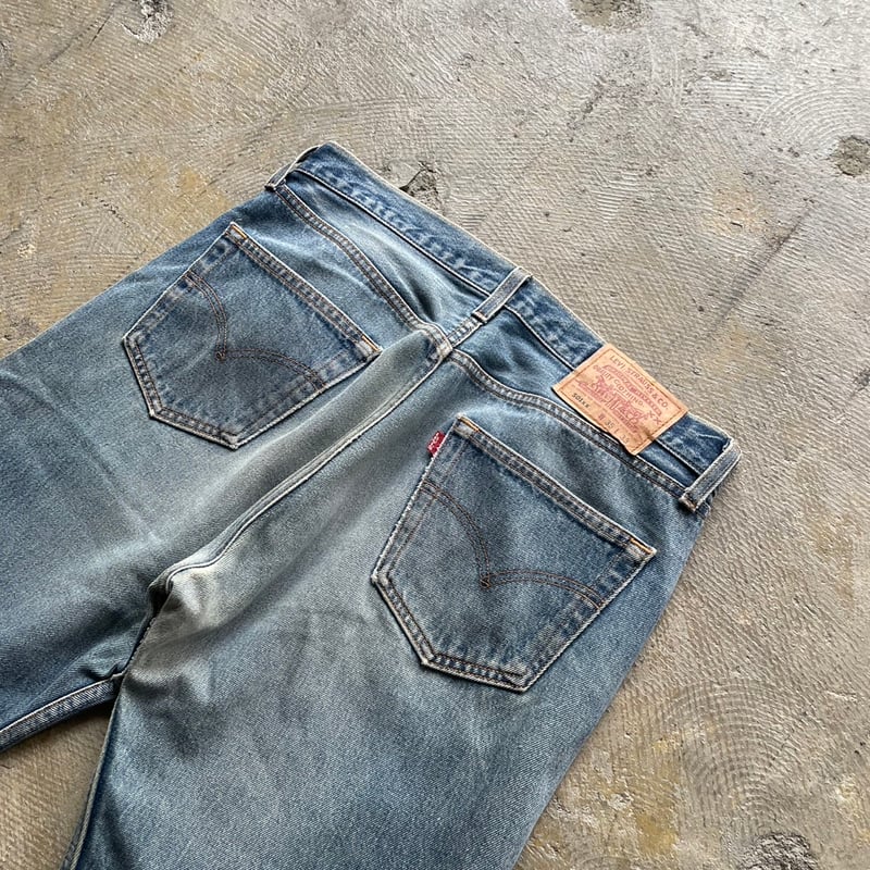 90s Levi's 501XX Made in USA | sui & shara 90s Levi's 501XX Made in USA | sui & shara