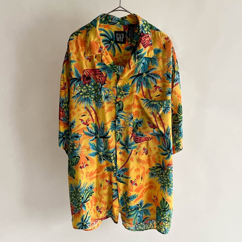 90s Gap total pattern rayon hawaiian shirt | su