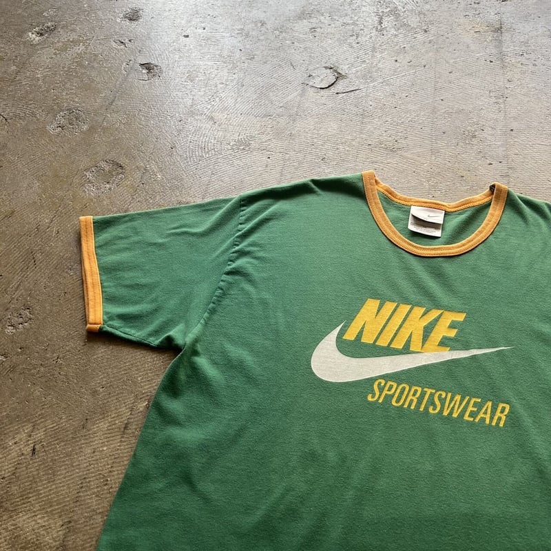 00s NIKE print ringer tee | sui & shara 00s NIKE print ringer tee | sui & shara