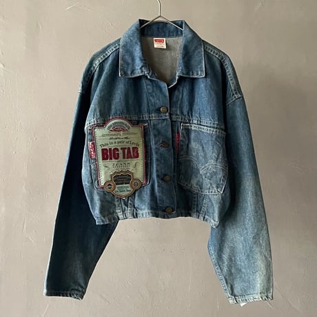 90s Levi’s denim jacket “dead stock”