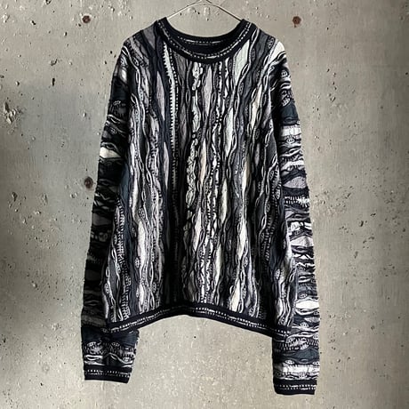 COOGI 3D design knit pullover