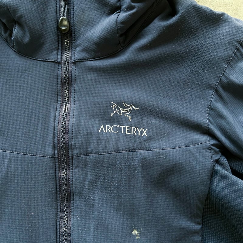 90s ARC'TERYX Atom LT Hoody 中綿ナイロンジャケット 90s ARC'TERYX Atom LT Hoody 中綿ナイロンジャケット