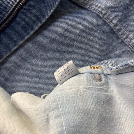 1986 Levi’s 517 flare denim pants