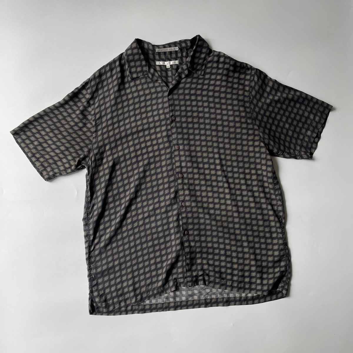 90's Perry Ellis silk open collar shirt | sui &