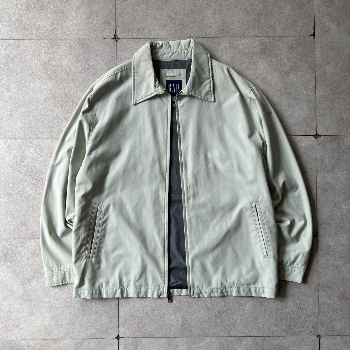 GAP nylon zip-up jacket | sui & shara