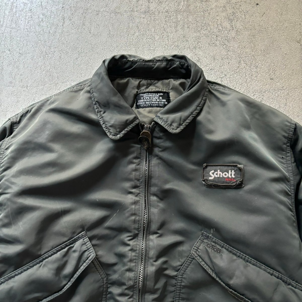 90s Schott CWU-R flight jacket | sui & shara 90s Schott CWU-R flight jacket | sui & shara