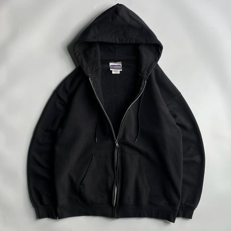 ブラックパーカー | STORES