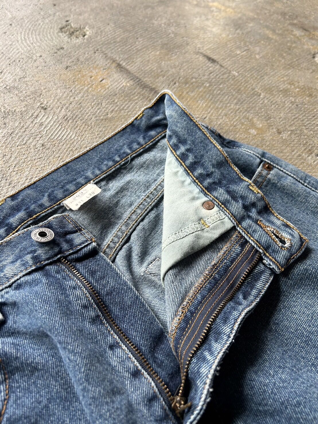 90's Levi's “569”denim pants | sui & shara