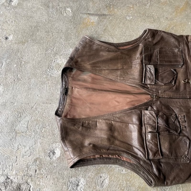 Trapper design leather vest | sui & shara