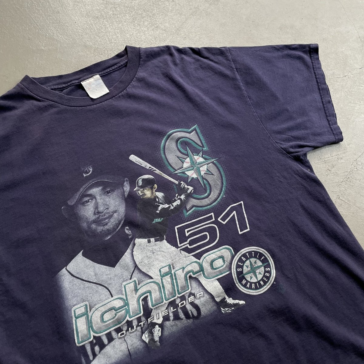 Seattle Mariners Ichiro Tシャツ L　新品未開封 Ichiro Suzuki Seattle Mariners 2025 Hall of Fame Men's Nike