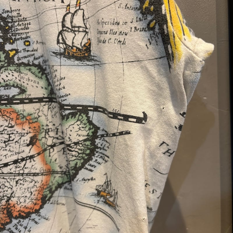 90s リキッドブルー オーバープリント 世界地図 総柄 Tシャツ アメリカ製 90s Liquid blue “Early world map” print tee | s