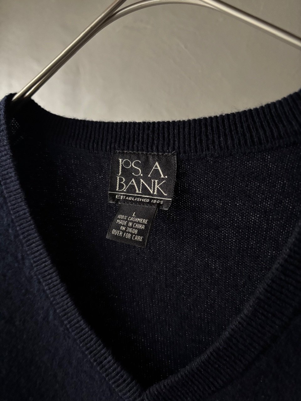 00s Jos.a.bank cashmere v-neck knit sweater | s
