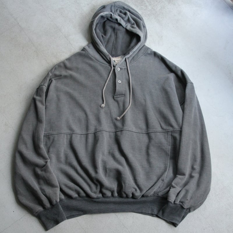 トップス museum of daily layered henry neck sweat トップス museum of daily layered henry neck sweat Henry Neck