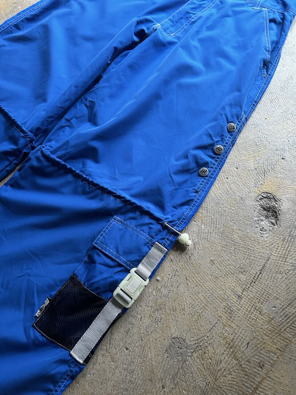 90's~ mac gear tech pants | sui & shara 90's~ mac gear tech pants | sui & shara